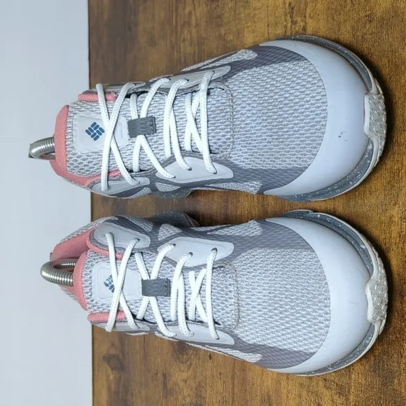 Columbia Vitesse Outdry performance Hiking sneakers womans size 8  EU 39