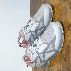 Columbia Vitesse Outdry performance Hiking sneakers womans size 8  EU 39