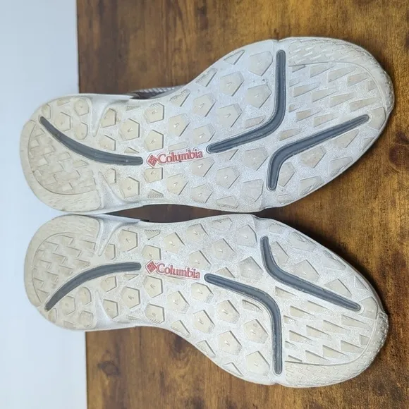 Columbia Vitesse Outdry performance Hiking sneakers womans size 8  EU 39