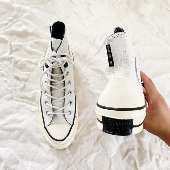 Converse Chuck 70 Hi Counter Climate sneakers in off-white New $105