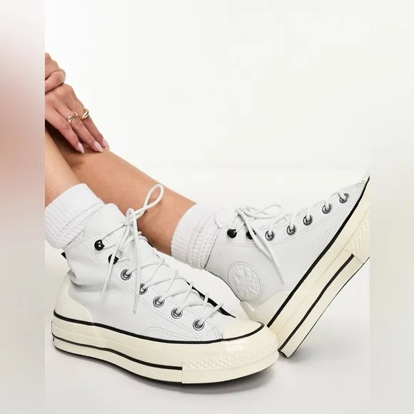 Converse Chuck 70 Hi Counter Climate sneakers in off-white New $105