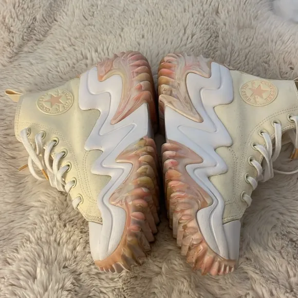 Converse Run Star Motion CX sneakers in marbled light yellow 7.5