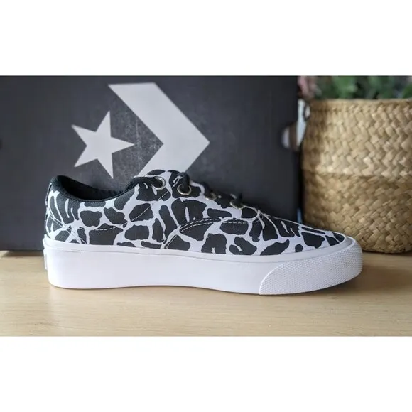 Converse Skid Grip OX Animal Print Unisex Low Top Sneakers W7.5 M6