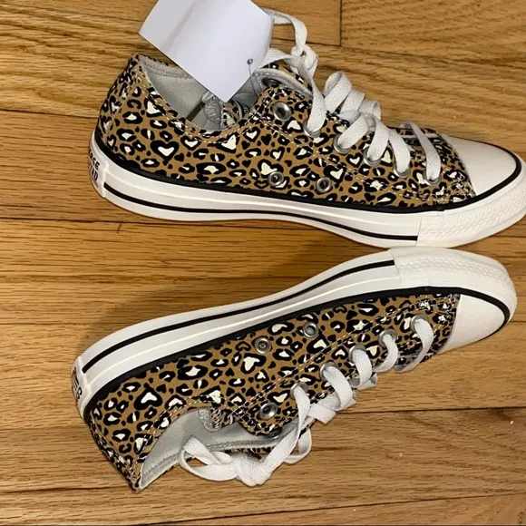 Converse Sneakers - Price Firm