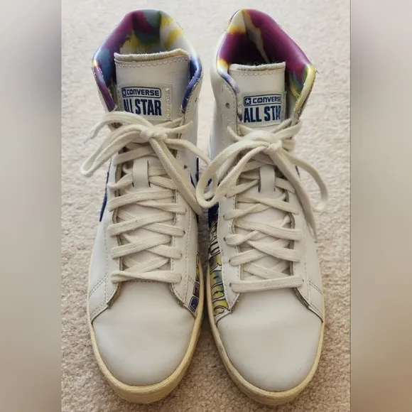 Converse White High-Top Sneakers with Blue Star 7