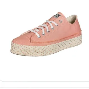Converse Size 8 Sneakrts Women's Lace-Up Sneakers Espadrilles Frayed Excellent