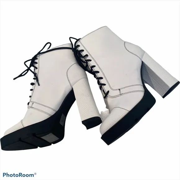 COPY - CHUNKY HEEL BOOTS🎉🎉NWOT