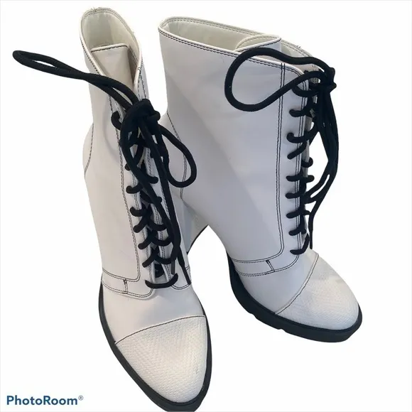 COPY - CHUNKY HEEL BOOTS🎉🎉NWOT