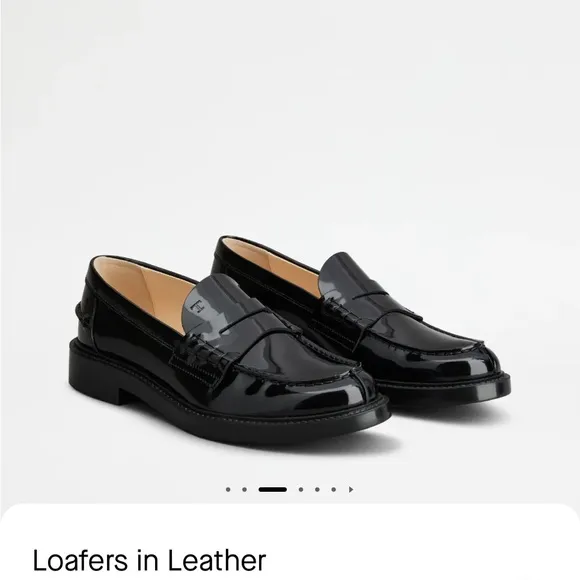 COPY - EUC Tods black  patent leather women's size 10 black penny loafers