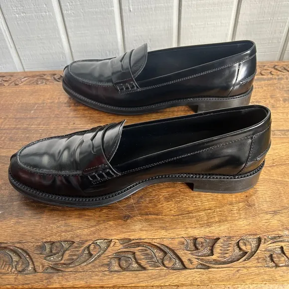 COPY - EUC Tods black  patent leather women's size 10 black penny loafers