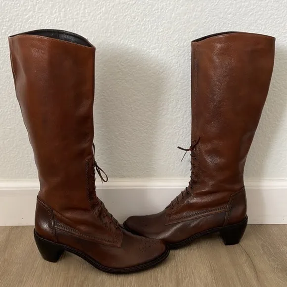 COPY - NWOT $450 Stuart Weitzman Heeled High Brown Leather Laced Boots