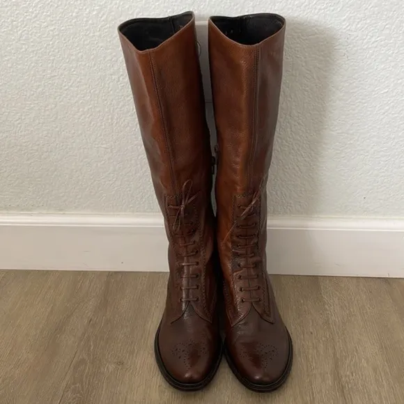 COPY - NWOT $450 Stuart Weitzman Heeled High Brown Leather Laced Boots