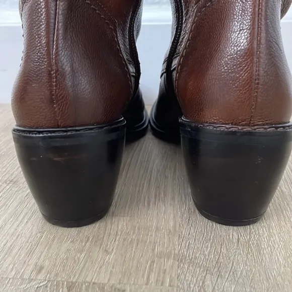 COPY - NWOT $450 Stuart Weitzman Heeled High Brown Leather Laced Boots