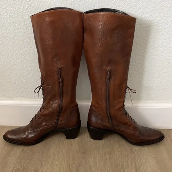 COPY - NWOT $450 Stuart Weitzman Heeled High Brown Leather Laced Boots