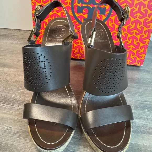 COPY - Tory Burch Kimberly Platform sandals dark brown women’s size 8.5 $240