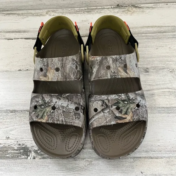 CROCS Men’s Size 12 Realtree X All Terrain Slip On Open Toe Camo Sandals NWOT