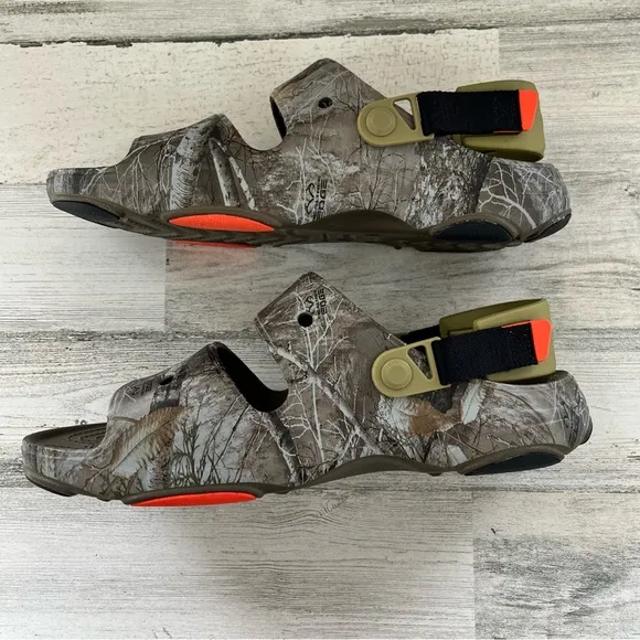 CROCS Men’s Size 12 Realtree X All Terrain Slip On Open Toe Camo Sandals NWOT