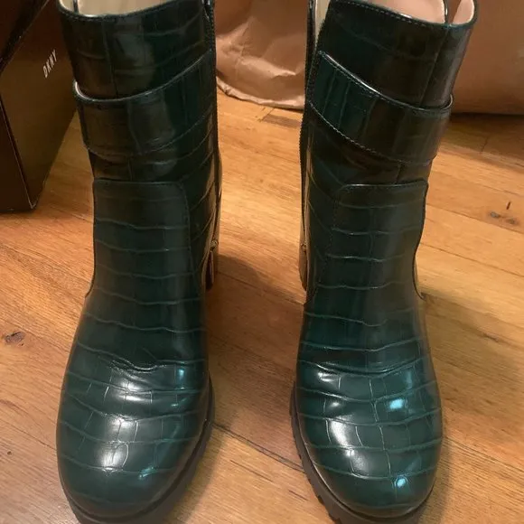 Crown &amp; Ivy Embossed Leather Green Chunky Booties