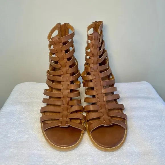 Crown Vintage Brown Leather Gladiator Sandals. Stacked wood heel, women’s  9.5
