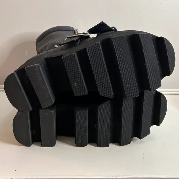 CURRENT MOOD MADE IN HELL DOLLS KILL GOTH BLACK CHUNKY HEELPLATFORM BOOTS SIZE 8