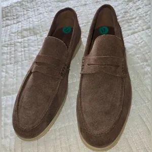 Cushionaire Classic Brown Suede Slip-On Loafers