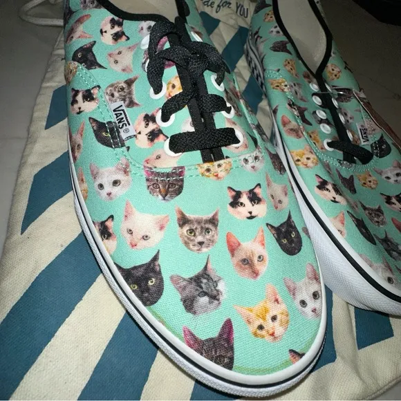 Custom Van’s | One of a Kind | Men’s Size 14 Cat Print Sneakers (NWT)