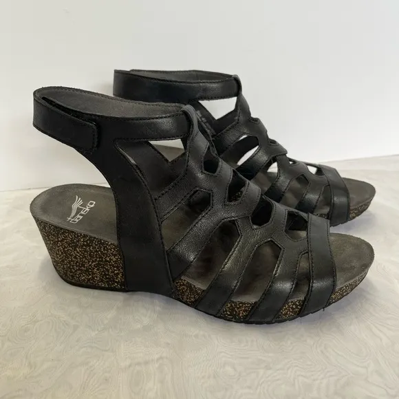Dansko Selina Gladiator Wedge Sandals Sz 40 (9-9.5) Waxy Burnished Black