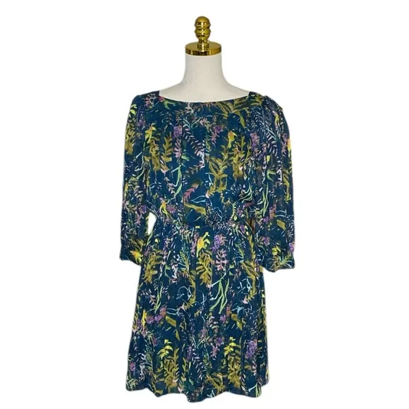 Diane Von Furstenberg 100% Silk Pialla Pleated Green Floral Mini Dress Size 0
