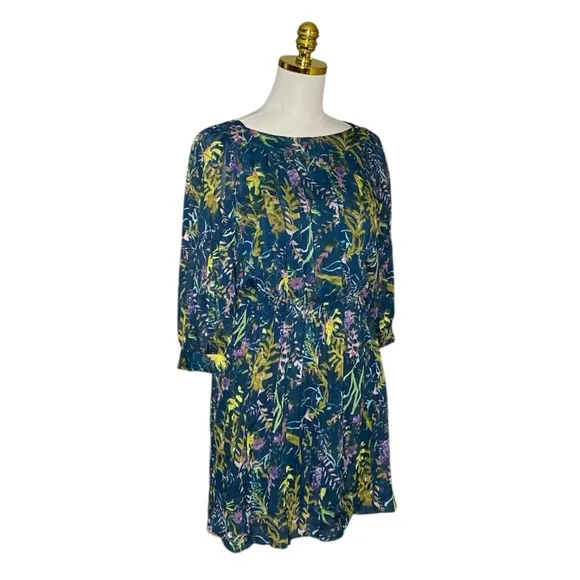 Diane Von Furstenberg 100% Silk Pialla Pleated Green Floral Mini Dress Size 0
