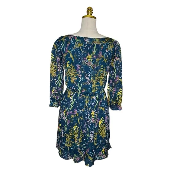 Diane Von Furstenberg 100% Silk Pialla Pleated Green Floral Mini Dress Size 0