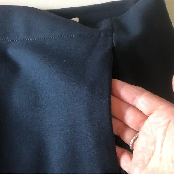 Diane von Furstenberg NEW pencil skirt navy blue &quot;New Koto&quot; jersey knit size 6
