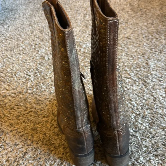 Diba True What To Do Distressed Leather Studded Mid Calf Boots Size 6.5
