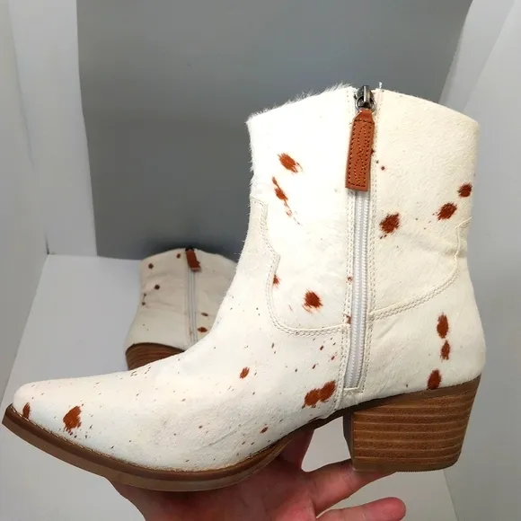 Dingo Hair We Go Genuine Calf Hair Ankle Boots, NEW,‎ Size 9