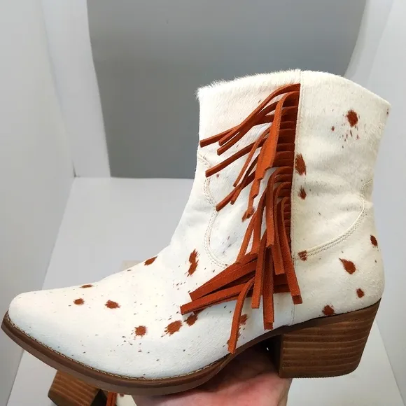 Dingo Hair We Go Genuine Calf Hair Ankle Boots, NEW,‎ Size 9