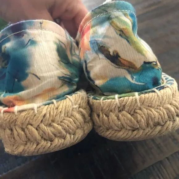 Dirty Laundry Tropical Floral Platform Espadrilles