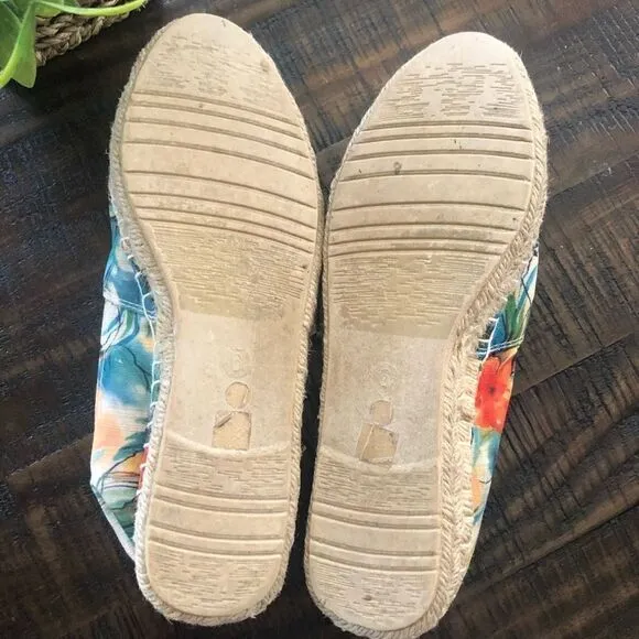 Dirty Laundry Tropical Floral Platform Espadrilles
