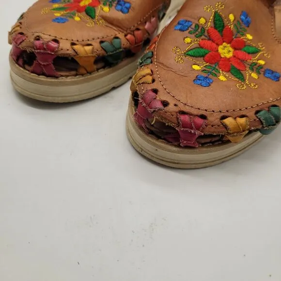 D'Lolos Womens Size 10 Sandals Huarache Flat Floral Leather Close Toe Brown