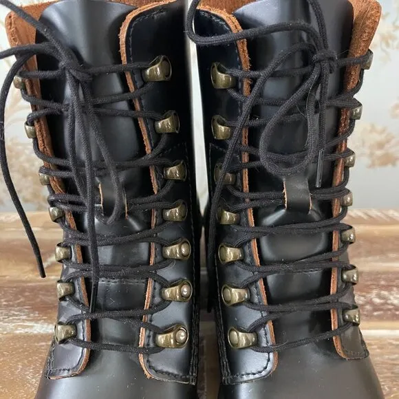 Doc Dr Martens Leona Combat Boots Sz 7 US L Leather Grunge Goth Rock Punk Chunky