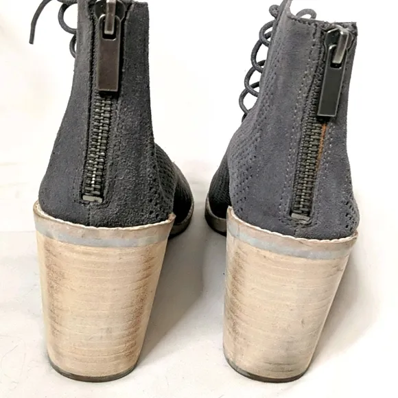 DOLCE VITA More Perforated Heeled Sandal