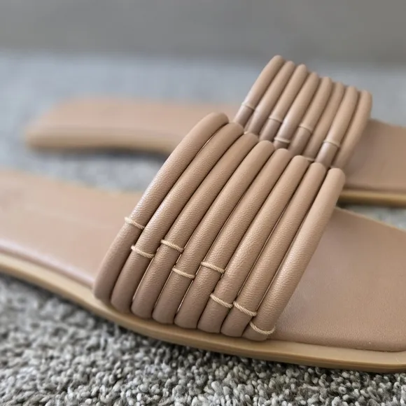 Dolce Vita Nyx Sandals NEW size 9.5