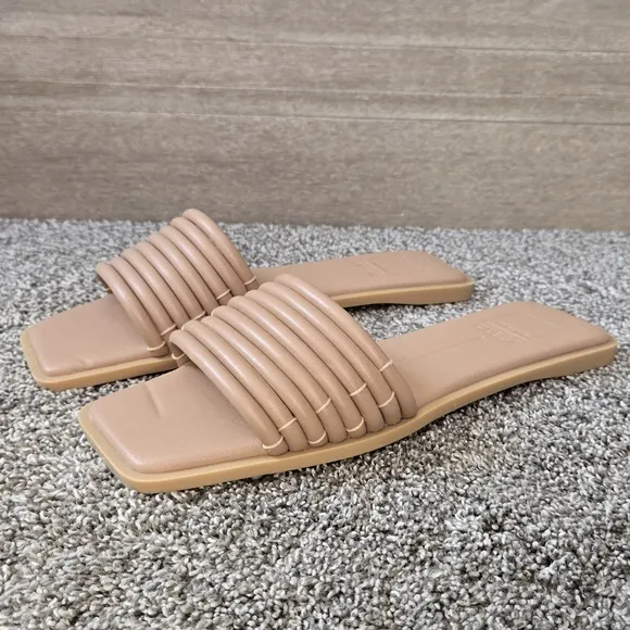 Dolce Vita Nyx Sandals NEW size 9.5