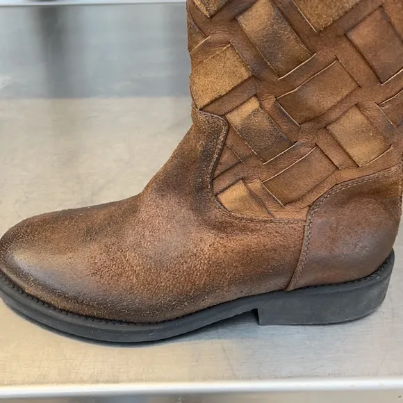 Dolcia rustic leather biker boots with woven leather shaft. NEW!