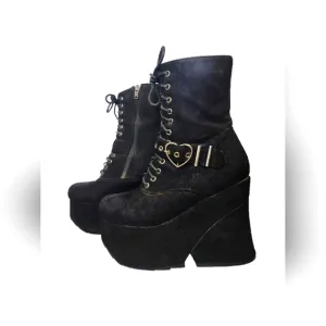 Dolls Kill La Moda Black Platform Boots Size 6