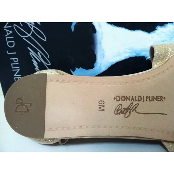 Donald J Pliner Nuri Ballet Peep Toe Flats Sandals Gold Metallic SIZE US 6 M