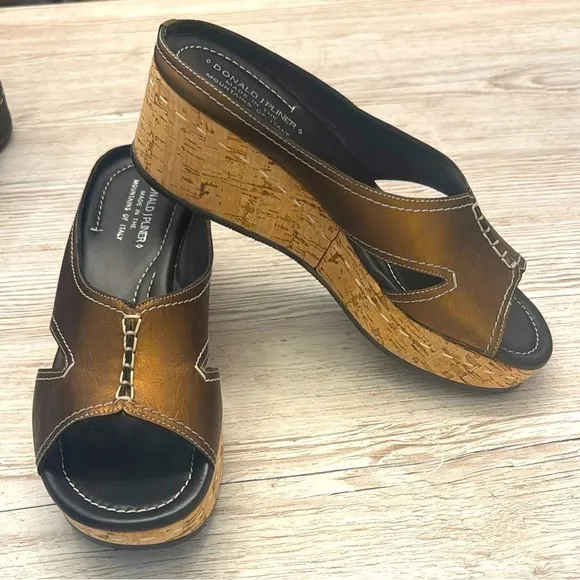 Donald J. Pliner Salina Metallic Open Toe Leather Cork Wedge Sandals 8.5