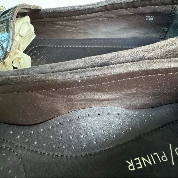 Donald Pliner Filo Loafers Brown Patent Leather  Driving Shoes Flats Womens