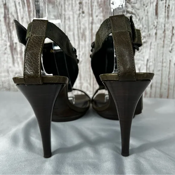 Donald Pliner Italy Nekita Studded Distressed Leather Sandals 4” Heels Size 8.5