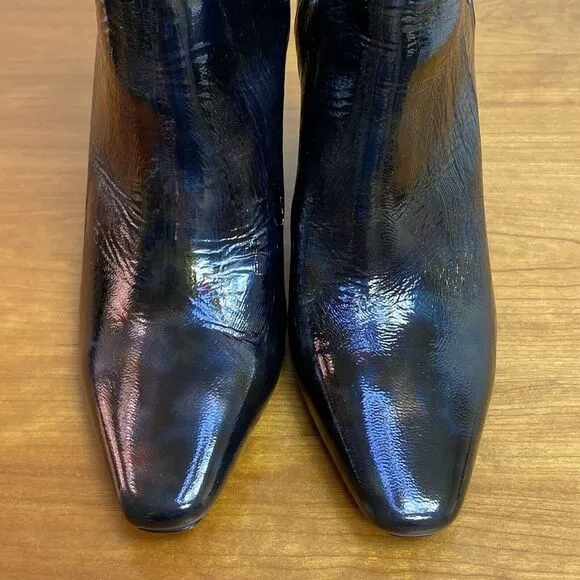 Donald Pliner Laila Black Patent Leather Chunky Heel Boots Iridescent Size 8.5