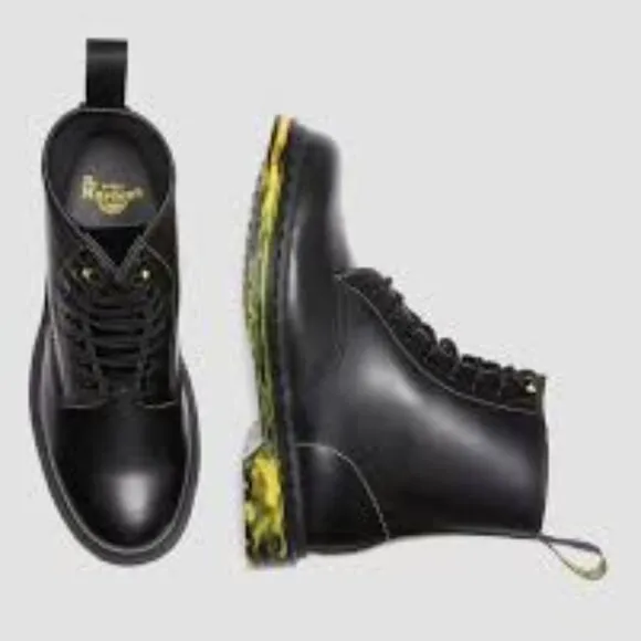 DR MARTENS 1460 Marbled Sole Smooth Leather Lace Up Boots