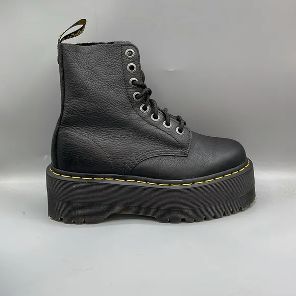 Dr. Martens 1460 Pascal Max High Platform